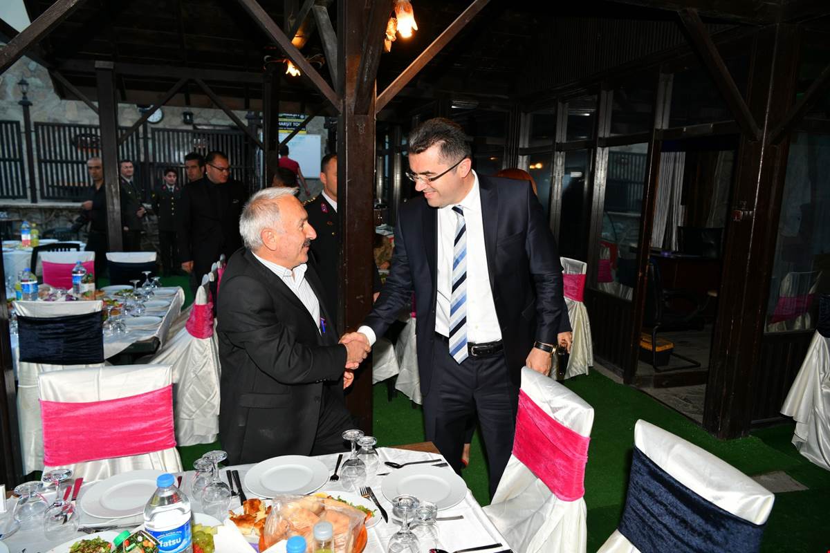 Jandarma’dan şehit aileleri onuruna iftar 1