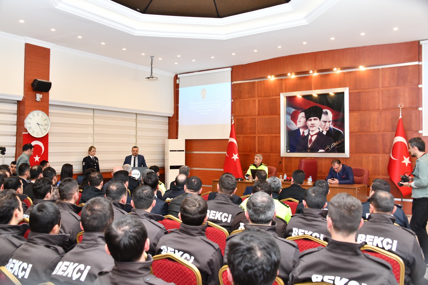 Bekçiler için sertifika töreni 6