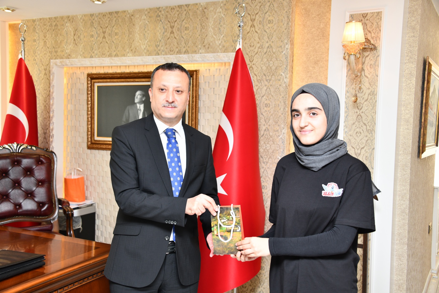 Vali Taşbilek, TEKNOFEST birincilerini kabul etti 2