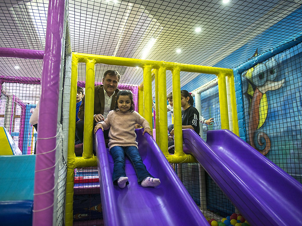 Başkan Çimen’den çocuklara jest 1