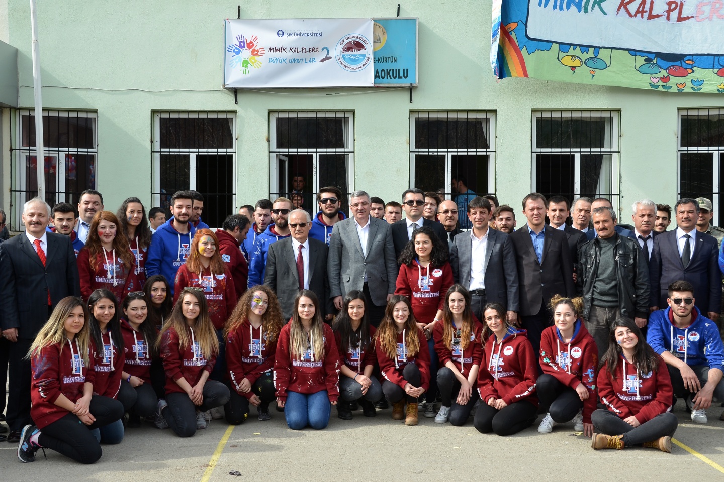 Minik Kalplere Büyük Umutlar projesi tamamlandı 11