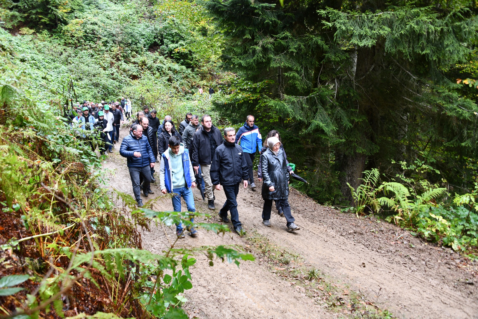 Örümcek Ormanlarında "Ormanlar İçin El Ele" etkinliği yapıldı 25