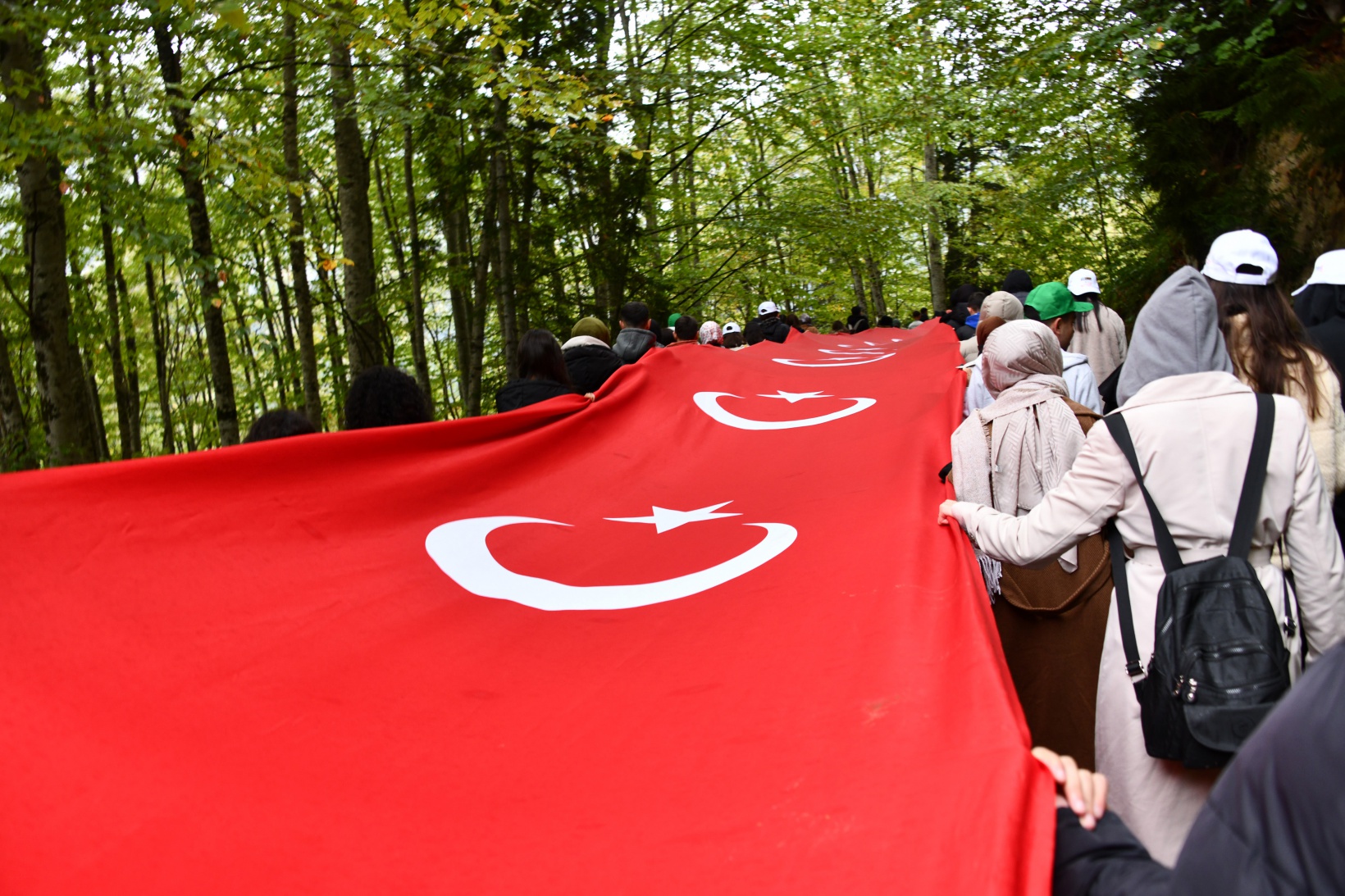 Örümcek Ormanlarında "Ormanlar İçin El Ele" etkinliği yapıldı 2