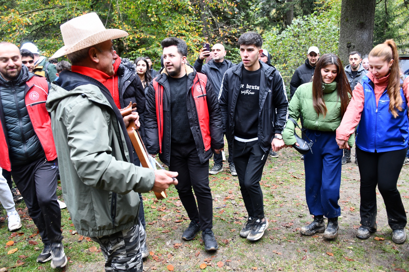 Örümcek Ormanlarında "Ormanlar İçin El Ele" etkinliği yapıldı 12