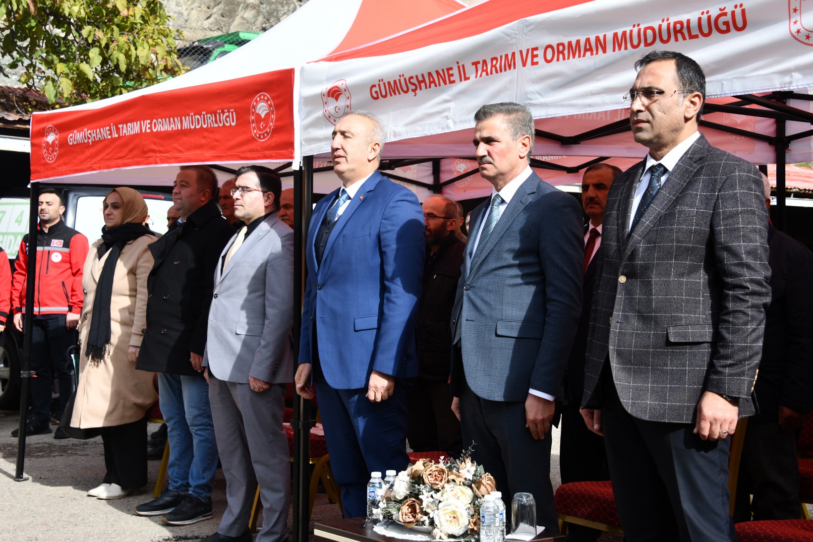 Gümüşhane'de üreticilere 2 bin 90 nitelikli kovan ve 45 yem karma makinesi dağıtıldı 4