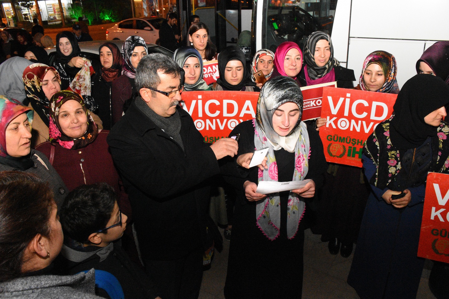 Vicdan konvoyu Gümüşhane’den geçti 4