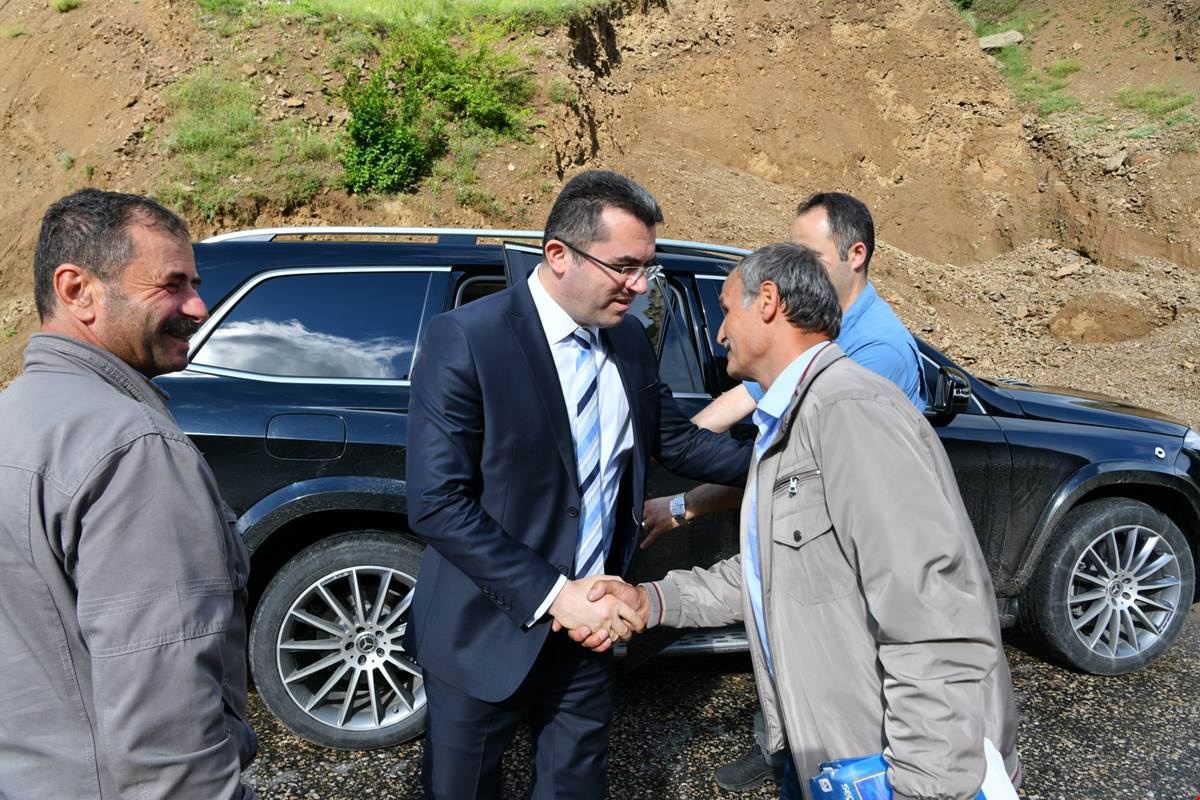 Vali Memiş Torul’da 13