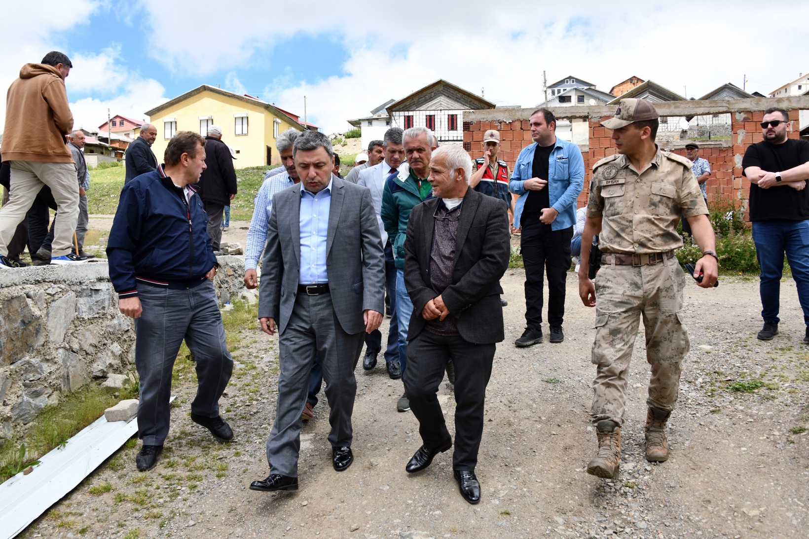 Vali Tanrısever Alçakdere ve Yağmurdere'de vatandaşlarla buluştu 19