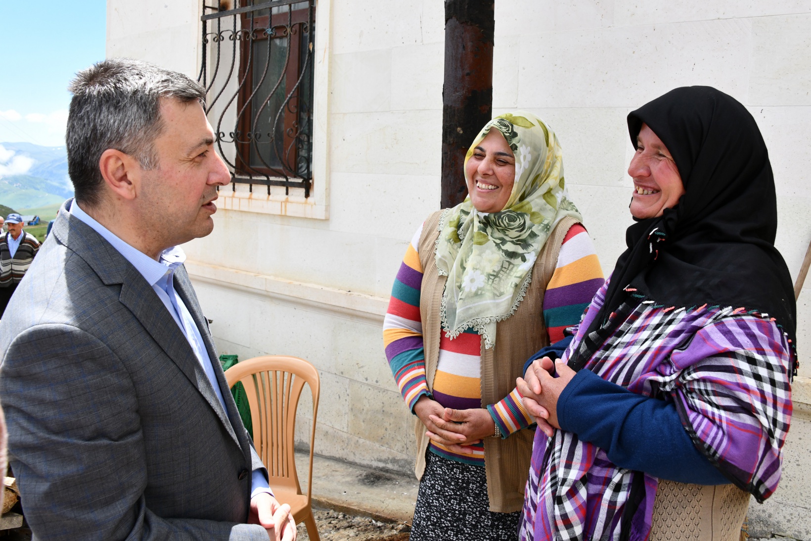 Vali Tanrısever Alçakdere ve Yağmurdere'de vatandaşlarla buluştu 14