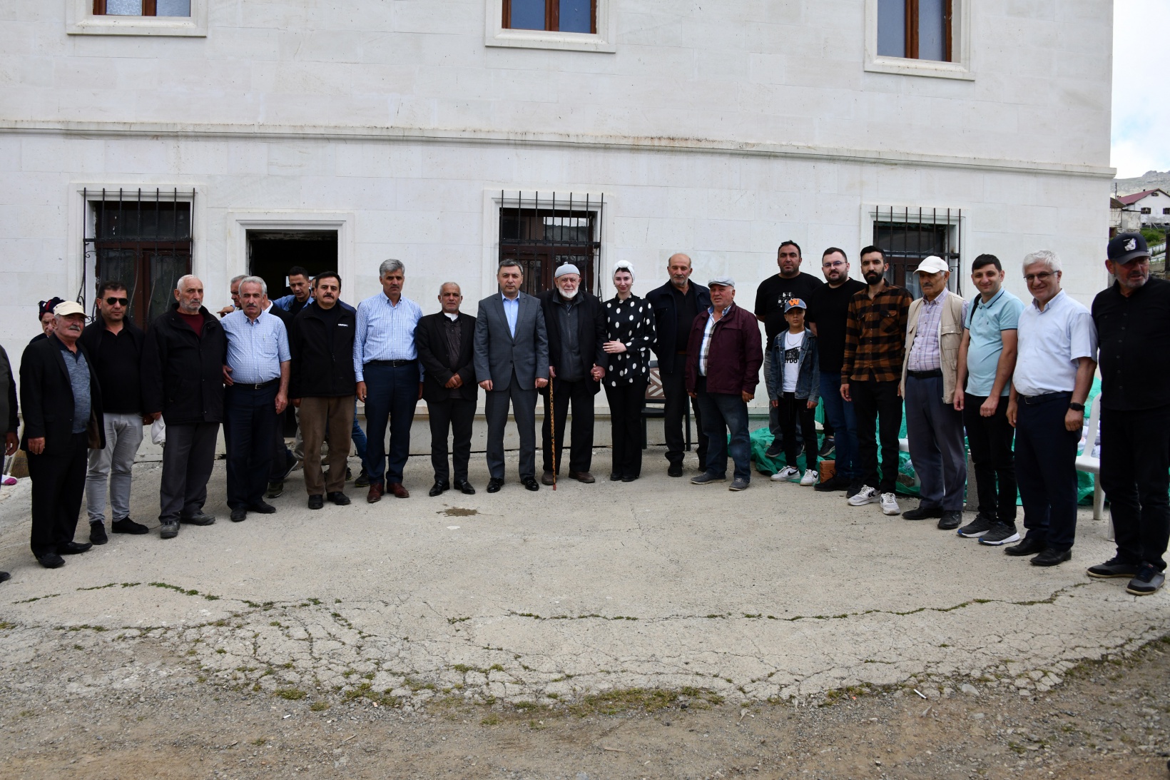 Vali Tanrısever Alçakdere ve Yağmurdere'de vatandaşlarla buluştu 15