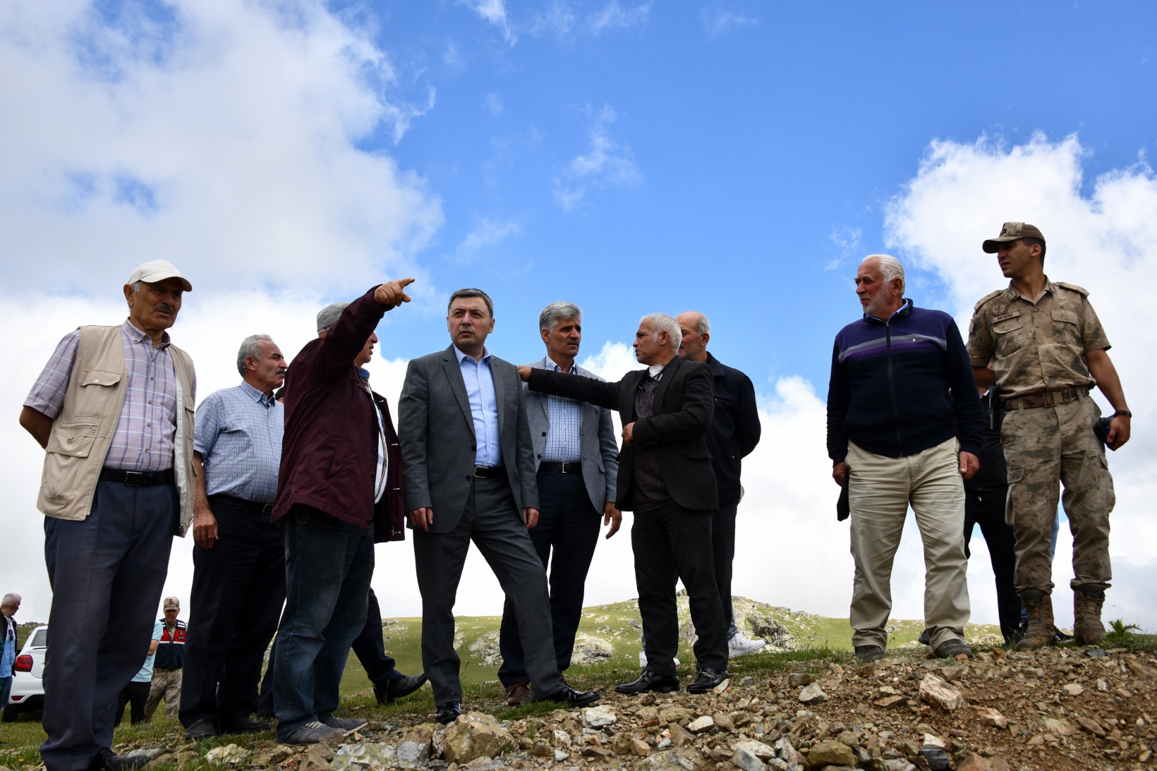 Vali Tanrısever Alçakdere ve Yağmurdere'de vatandaşlarla buluştu 10