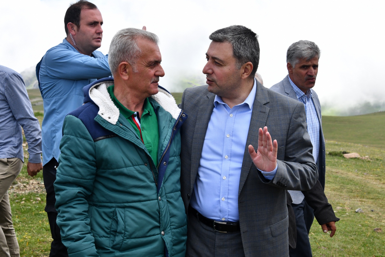 Vali Tanrısever Alçakdere ve Yağmurdere'de vatandaşlarla buluştu 7