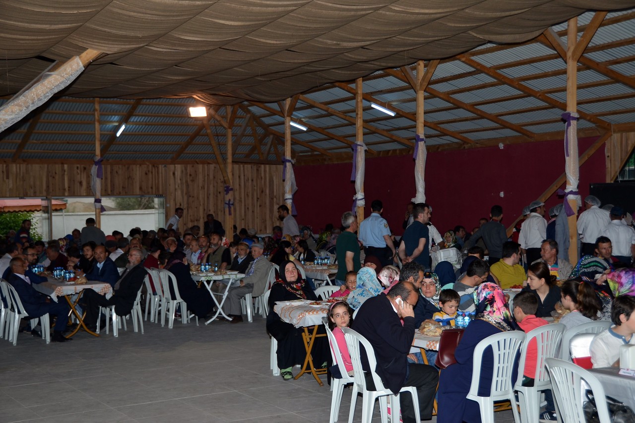 Torul aynı sofrada buluştu 1