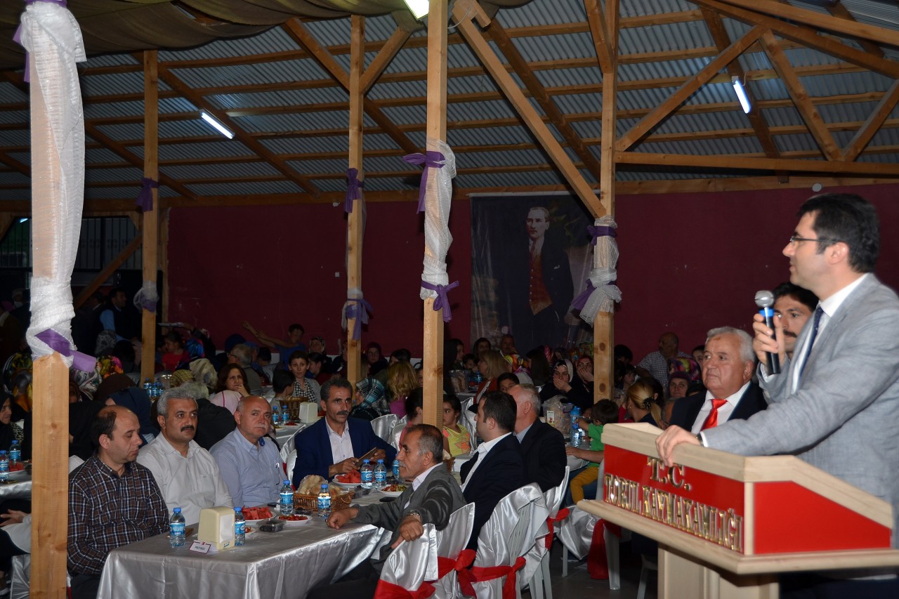 Torul aynı sofrada buluştu 15