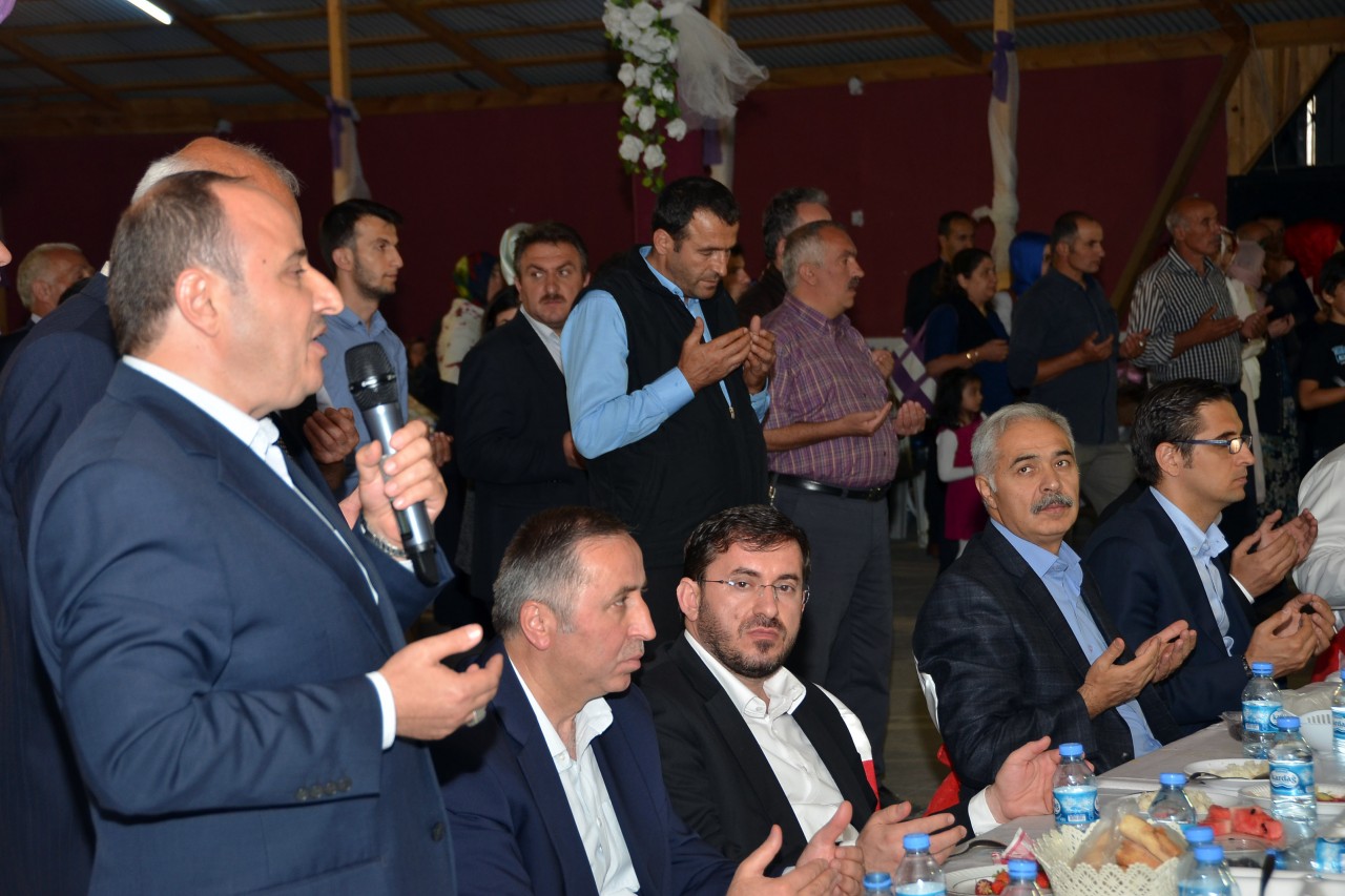 Torul aynı sofrada buluştu 24