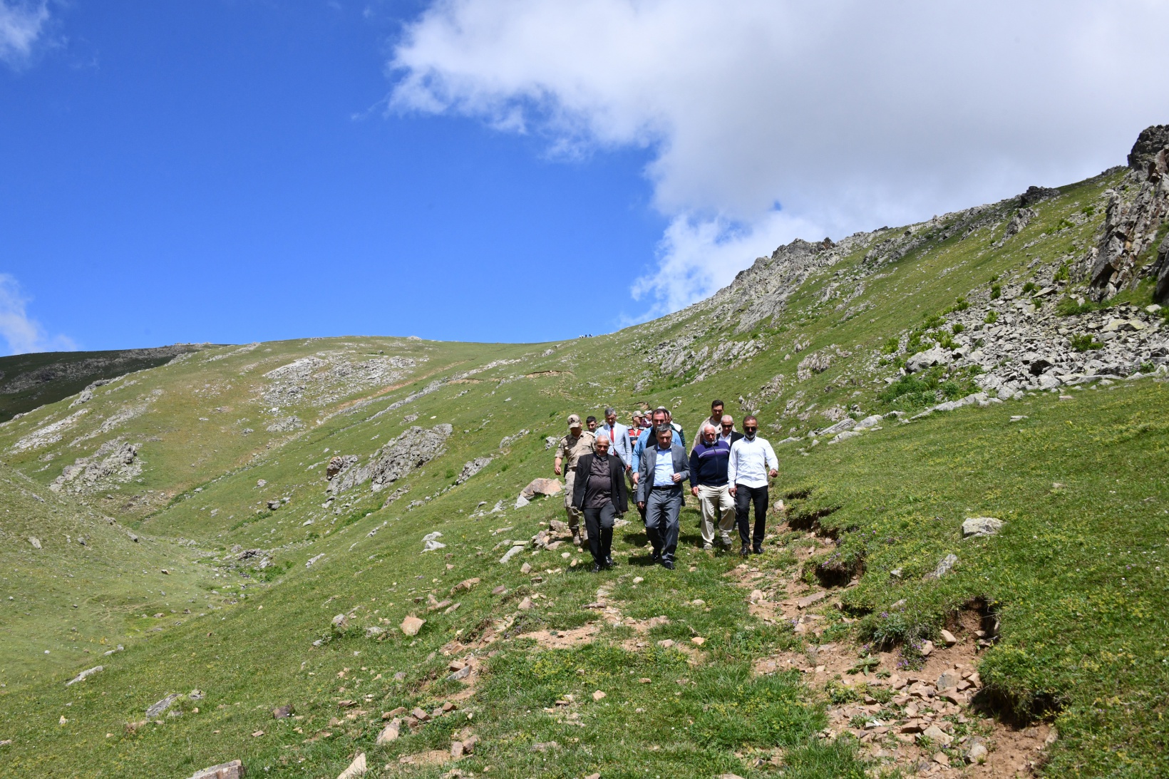 Vali Tanrısever Alçakdere ve Yağmurdere'de vatandaşlarla buluştu 18