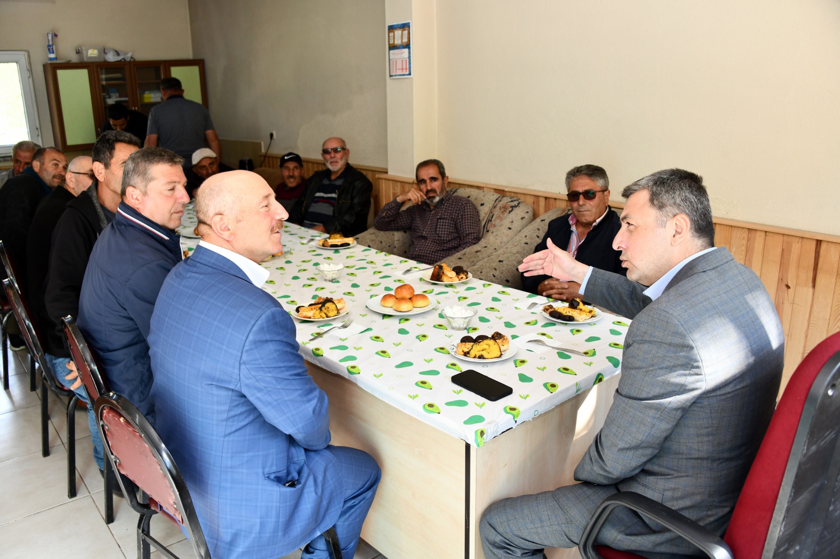 Vali Tanrısever Alçakdere ve Yağmurdere'de vatandaşlarla buluştu 26