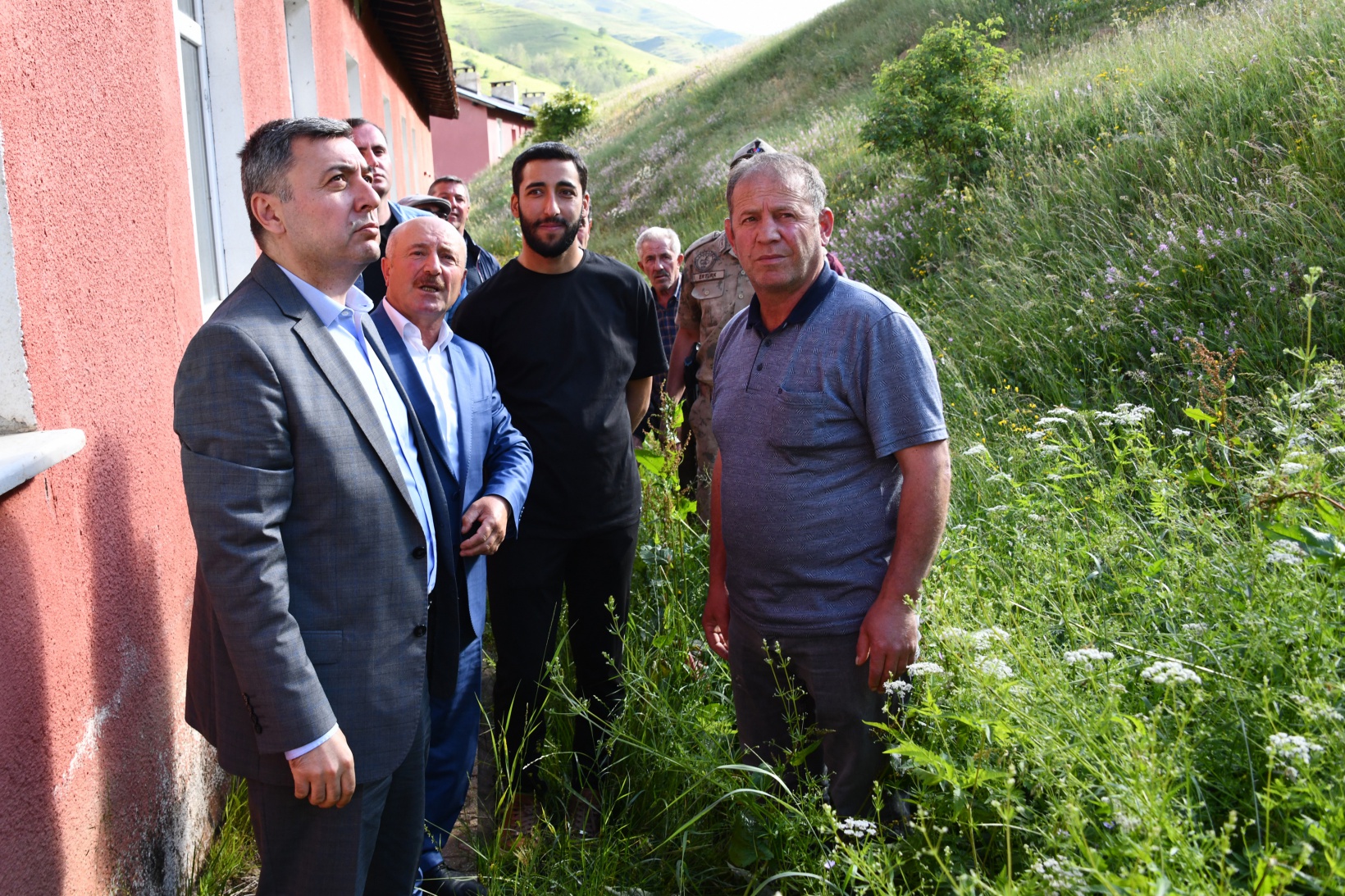 Vali Tanrısever Alçakdere ve Yağmurdere'de vatandaşlarla buluştu 34