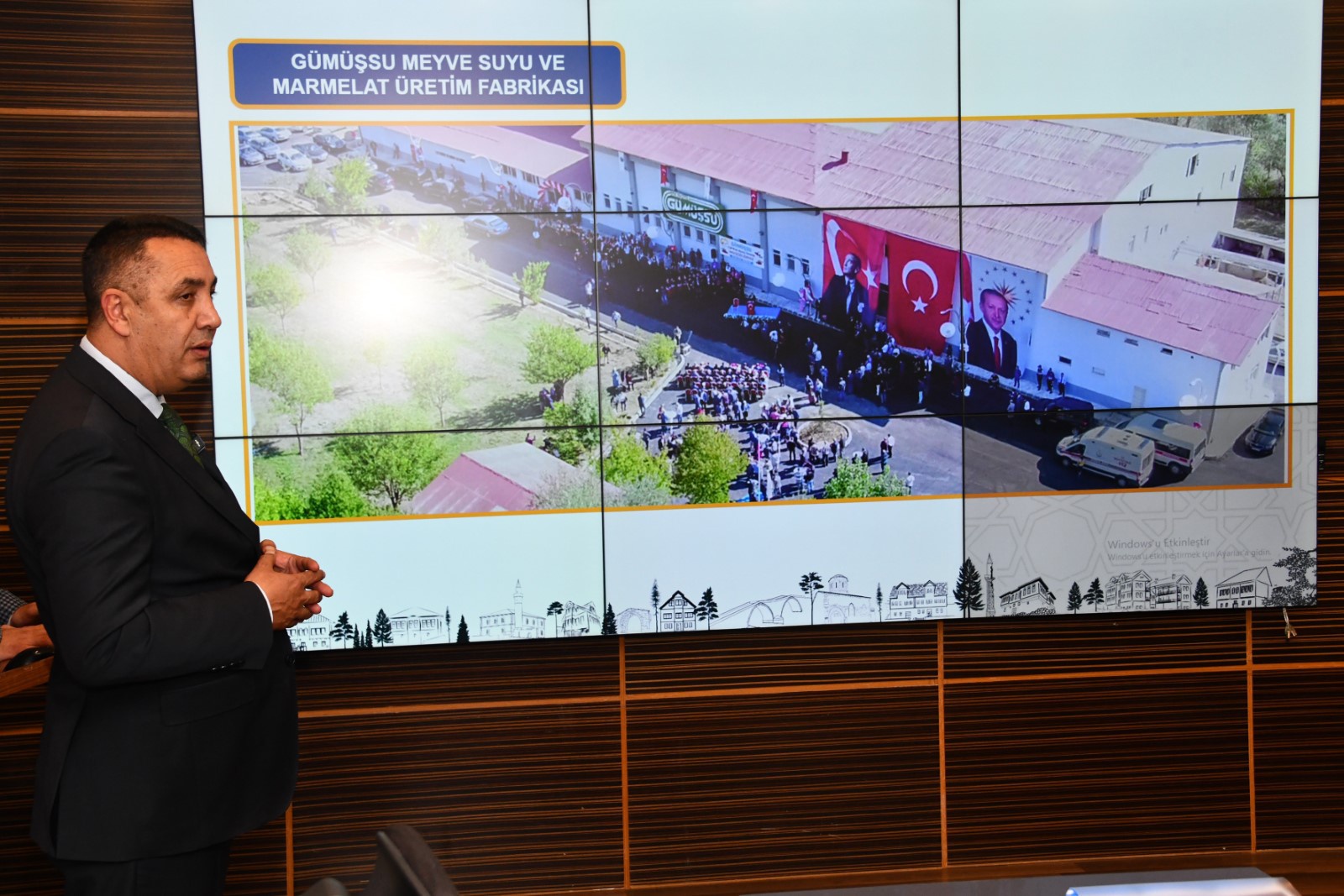 Vali Baruş Gümüşhane Belediye’sini ziyaret etti 7