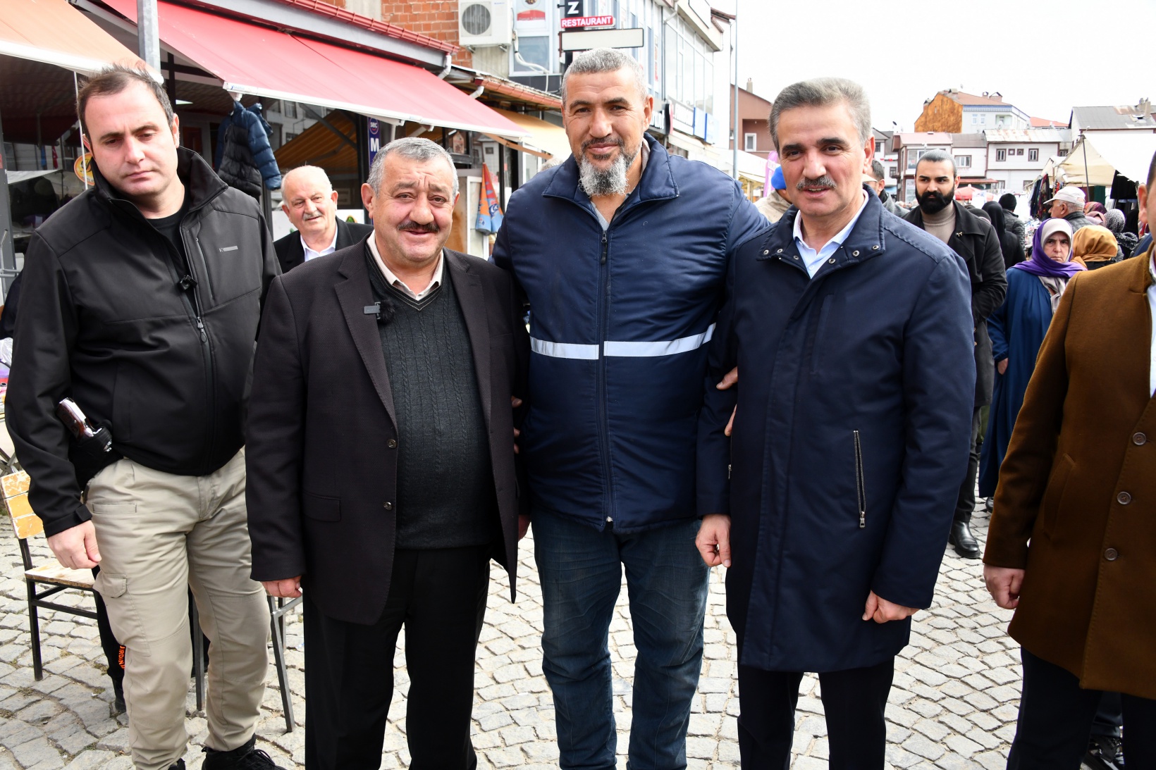 Vali Baruş Kelkit'te vatandaşlarla bir araya geldi, projeleri yerinde inceledi 20