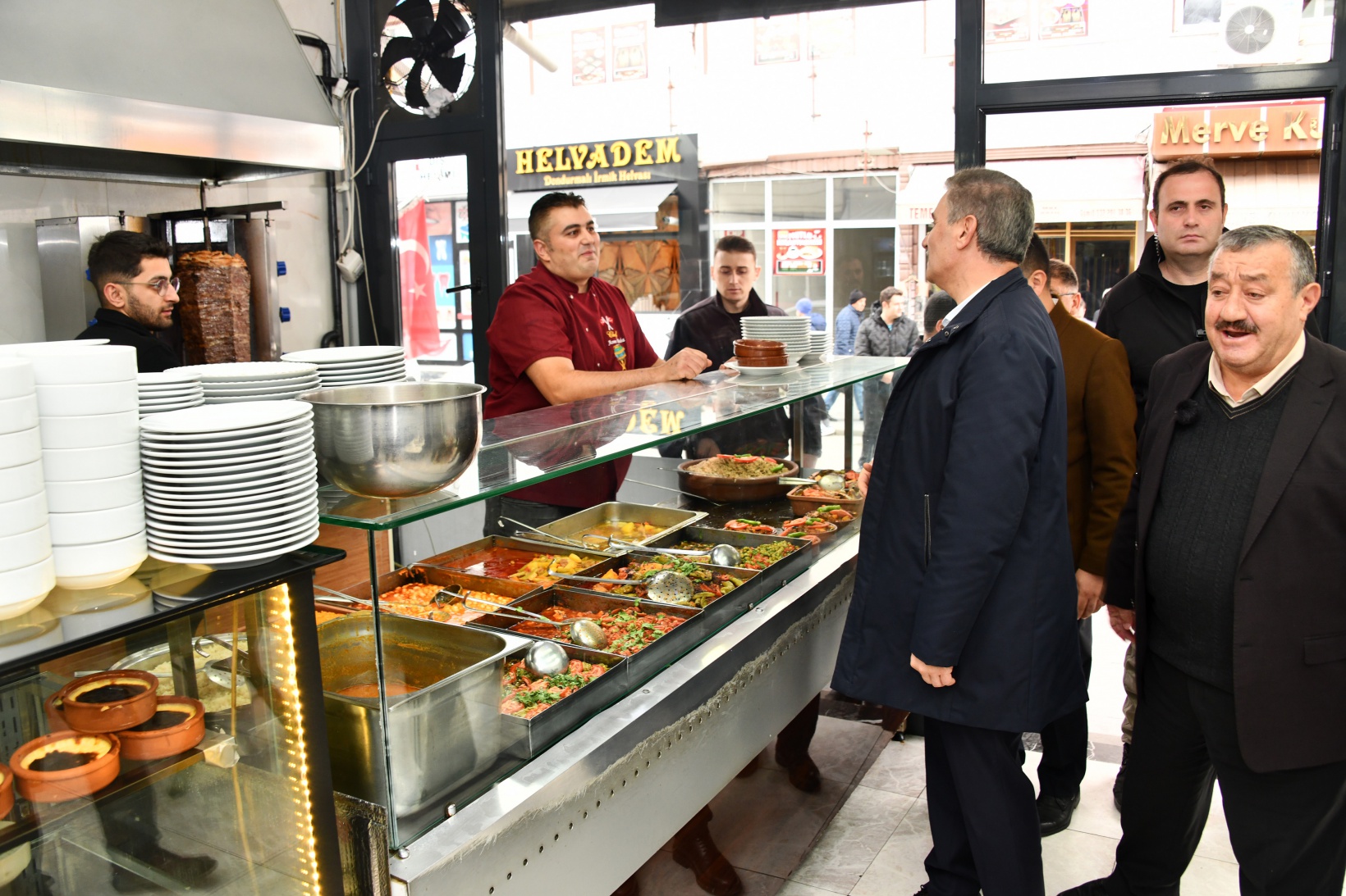 Vali Baruş Kelkit'te vatandaşlarla bir araya geldi, projeleri yerinde inceledi 27