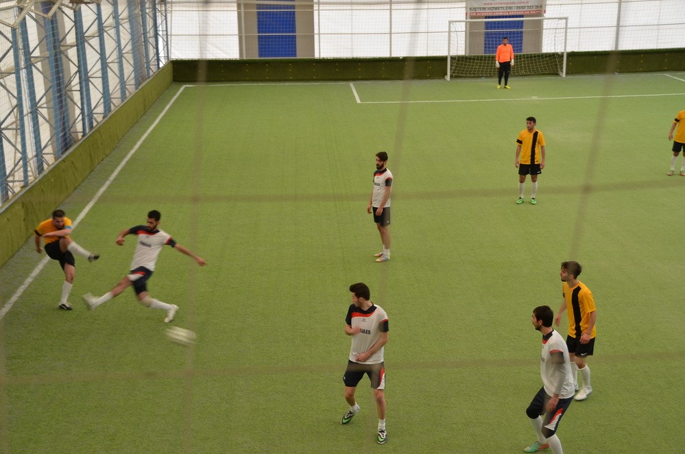 ÜNİ-LİG şampiyonu Keçeliler FK oldu 4