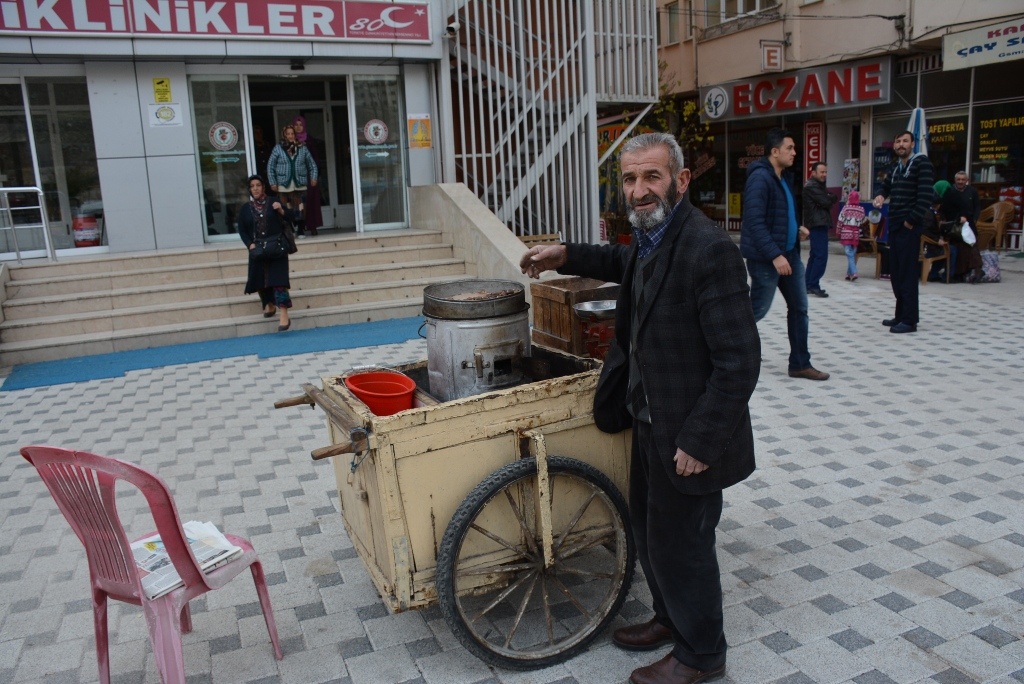 Havalar soğudu mısır kazanının yerini kestane sobası aldı 6
