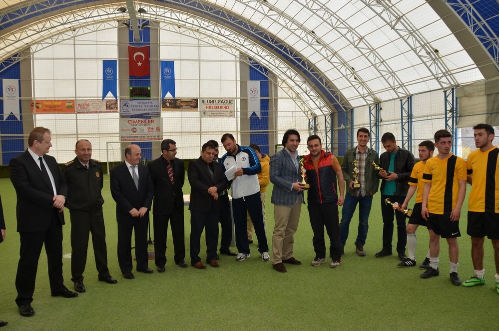 ÜNİ-LİG şampiyonu Keçeliler FK oldu 9