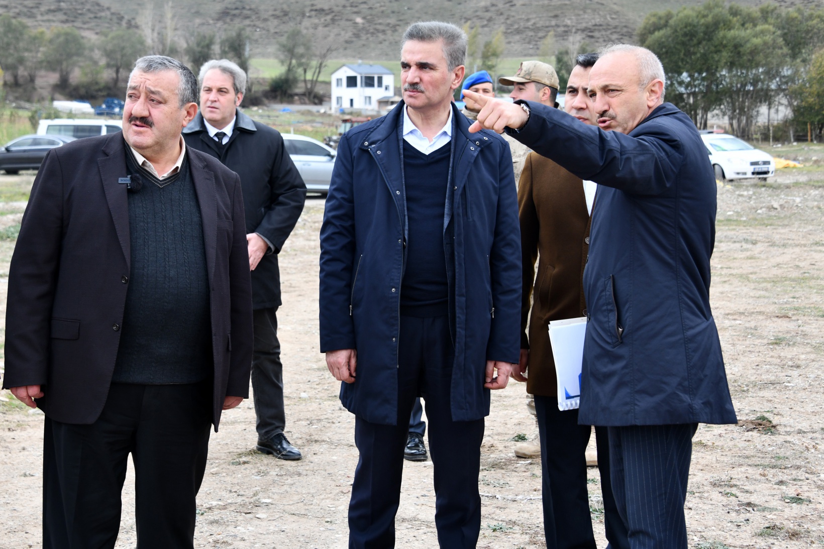 Vali Baruş Kelkit'te vatandaşlarla bir araya geldi, projeleri yerinde inceledi 12