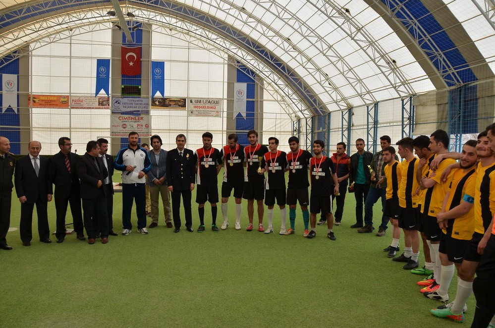 ÜNİ-LİG şampiyonu Keçeliler FK oldu 23