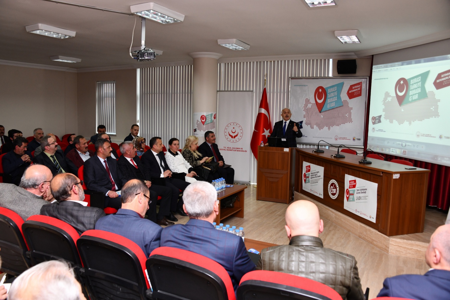 Gümüşhane’de ‘İstihdam Seferberliği’ bilgilendirme toplantısı  6