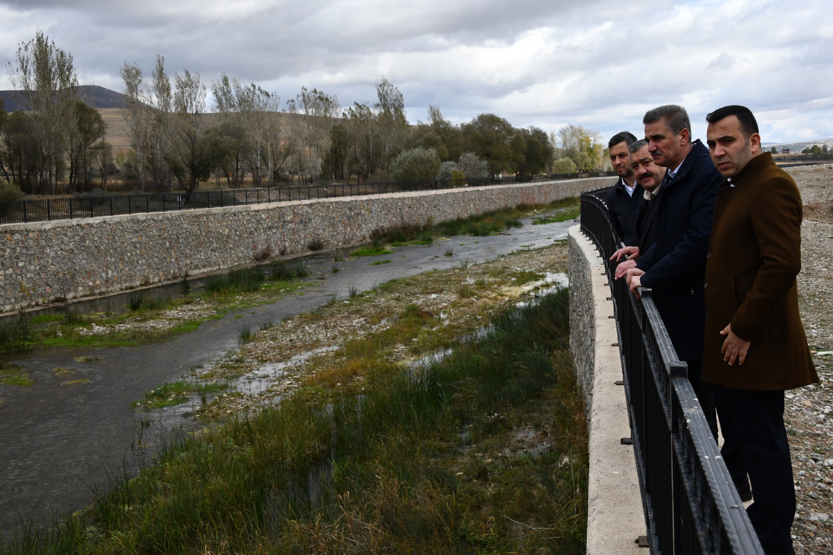 Vali Baruş Kelkit'te vatandaşlarla bir araya geldi, projeleri yerinde inceledi 28