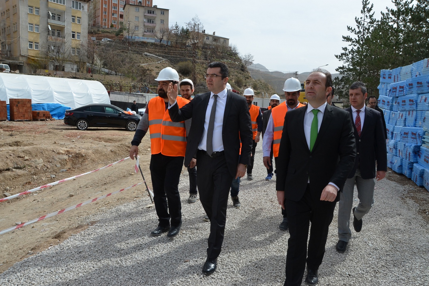 Gümüşhane’de bin 300 kişilik kız yurdu inşaatı devam ediyor 4