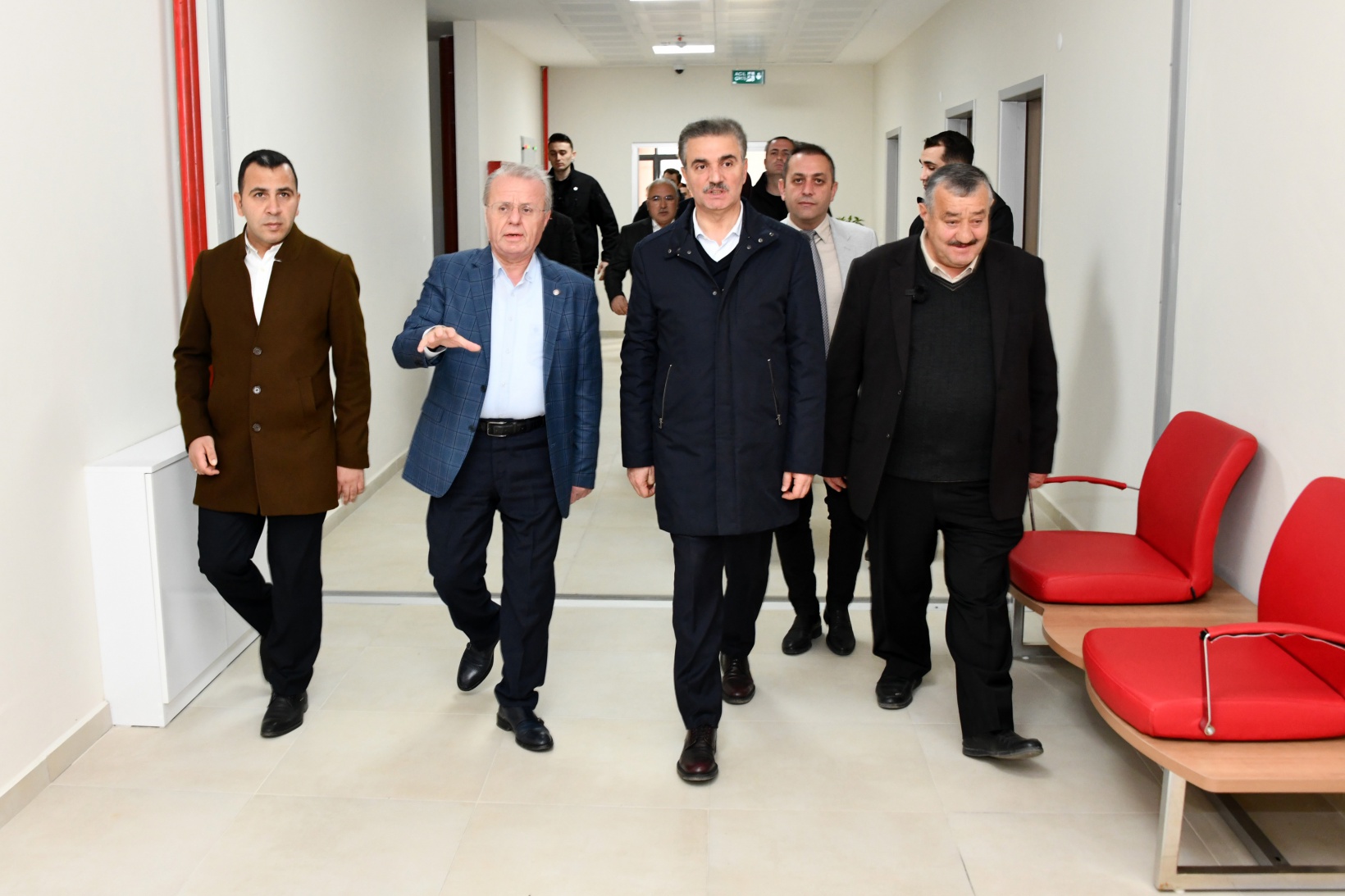 Vali Baruş Kelkit'te vatandaşlarla bir araya geldi, projeleri yerinde inceledi 1