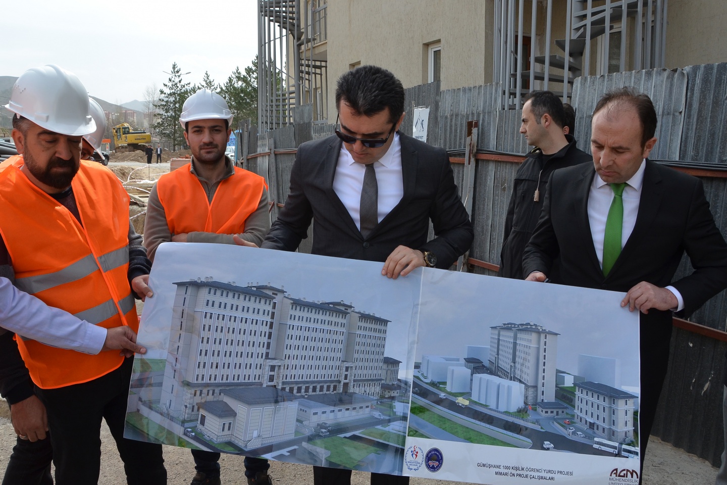 Gümüşhane’de bin 300 kişilik kız yurdu inşaatı devam ediyor 9