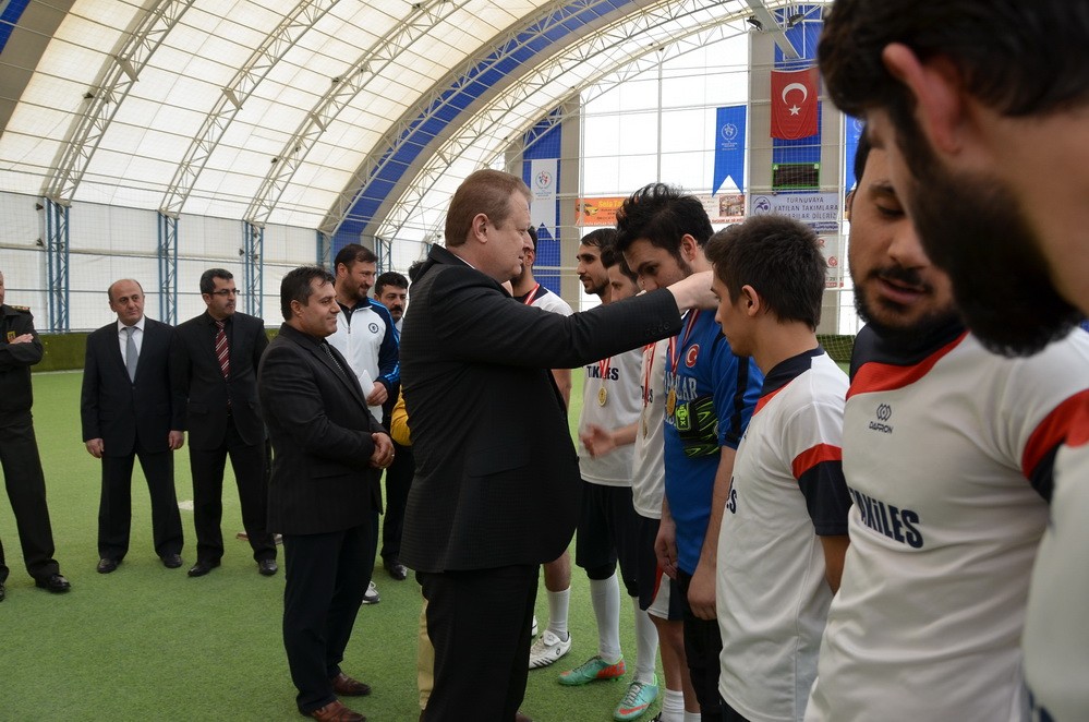 ÜNİ-LİG şampiyonu Keçeliler FK oldu 16