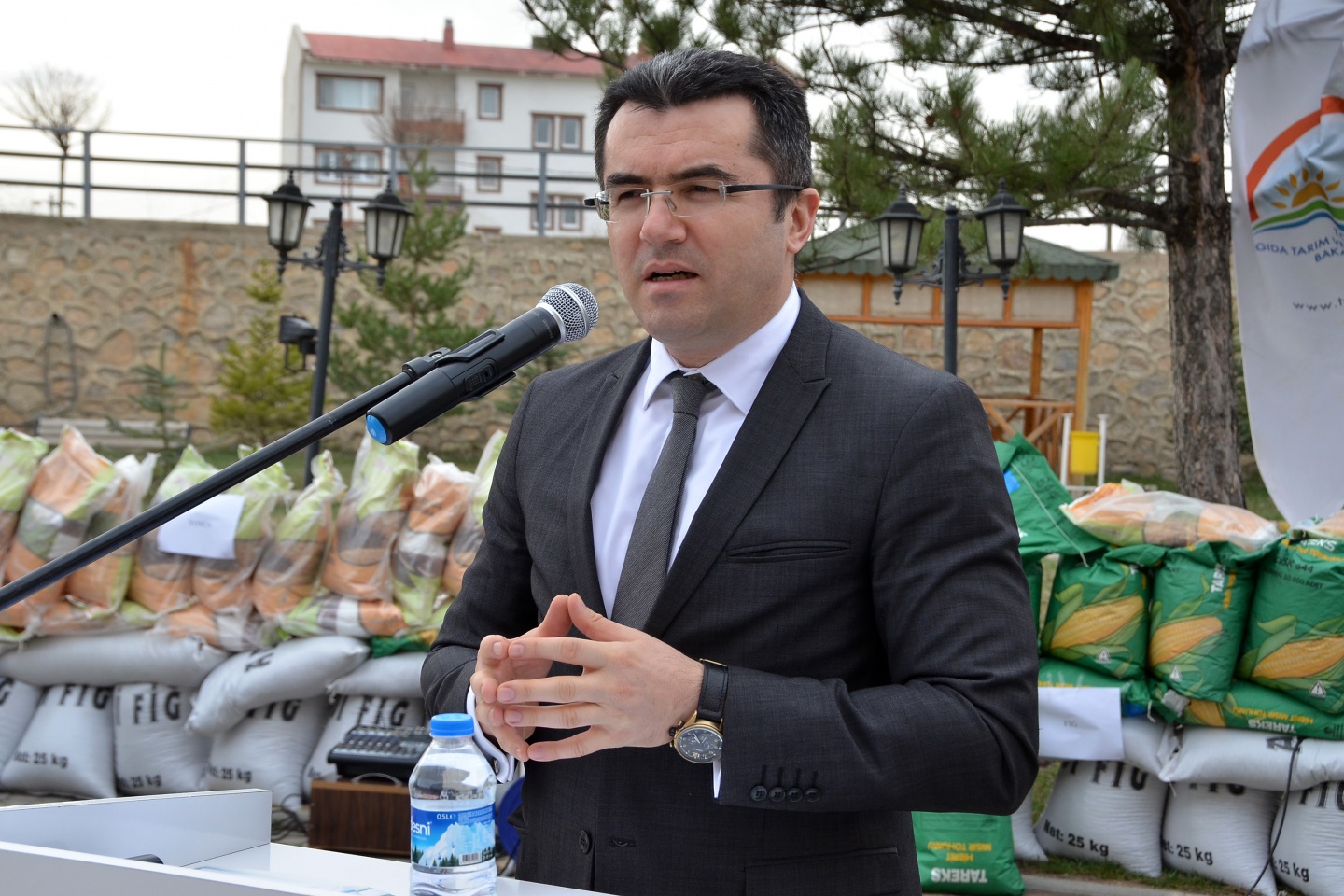 Gümüşhane’de çiftçilere 102,3 ton yem bitkisi tohumu dağıtıldı 24