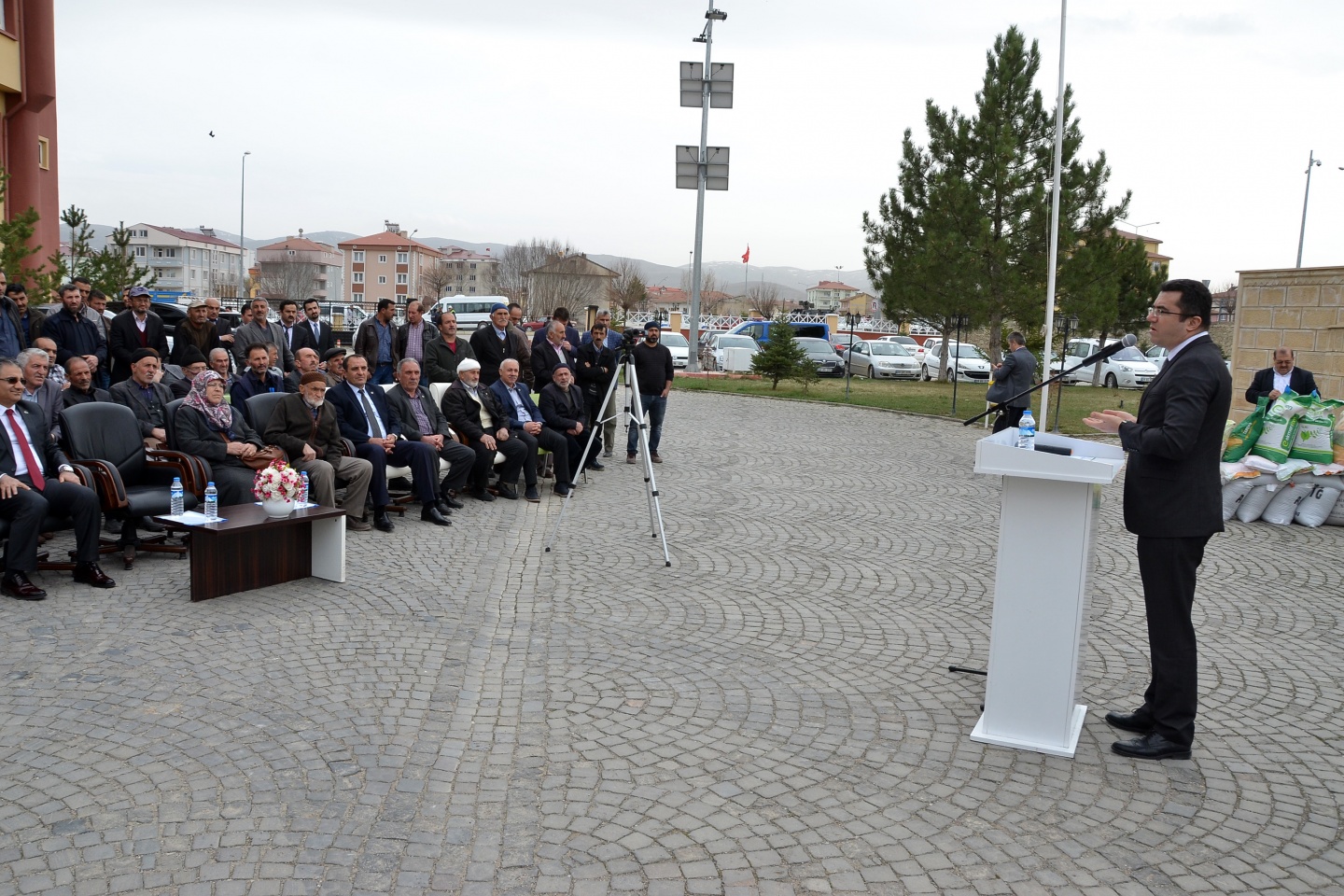 Gümüşhane’de çiftçilere 102,3 ton yem bitkisi tohumu dağıtıldı 26