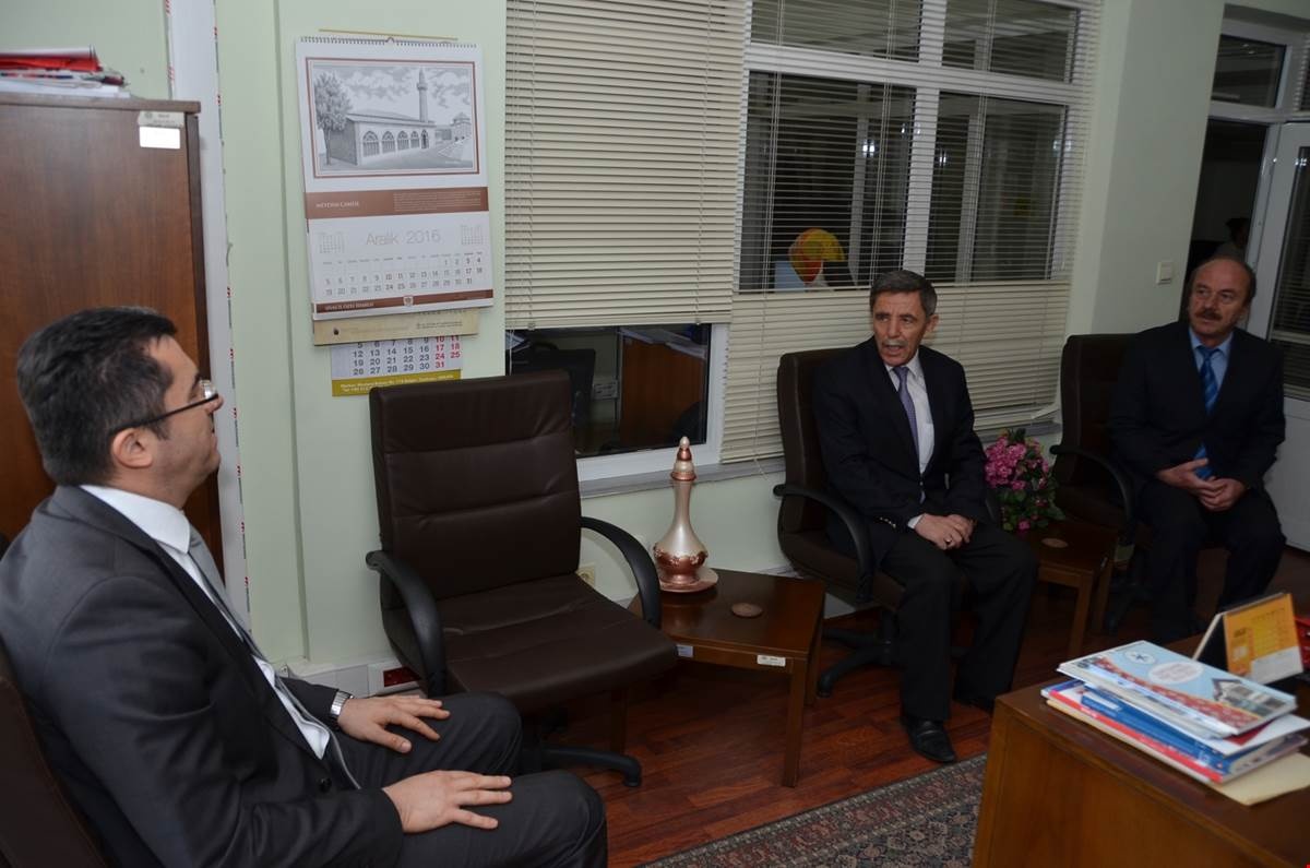 Vali Memiş'ten kurum ziyaretleri 13