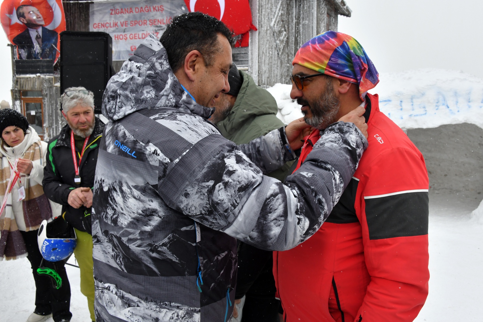 Zigana Dağında 15. Kış Şenliği coşkusu 15