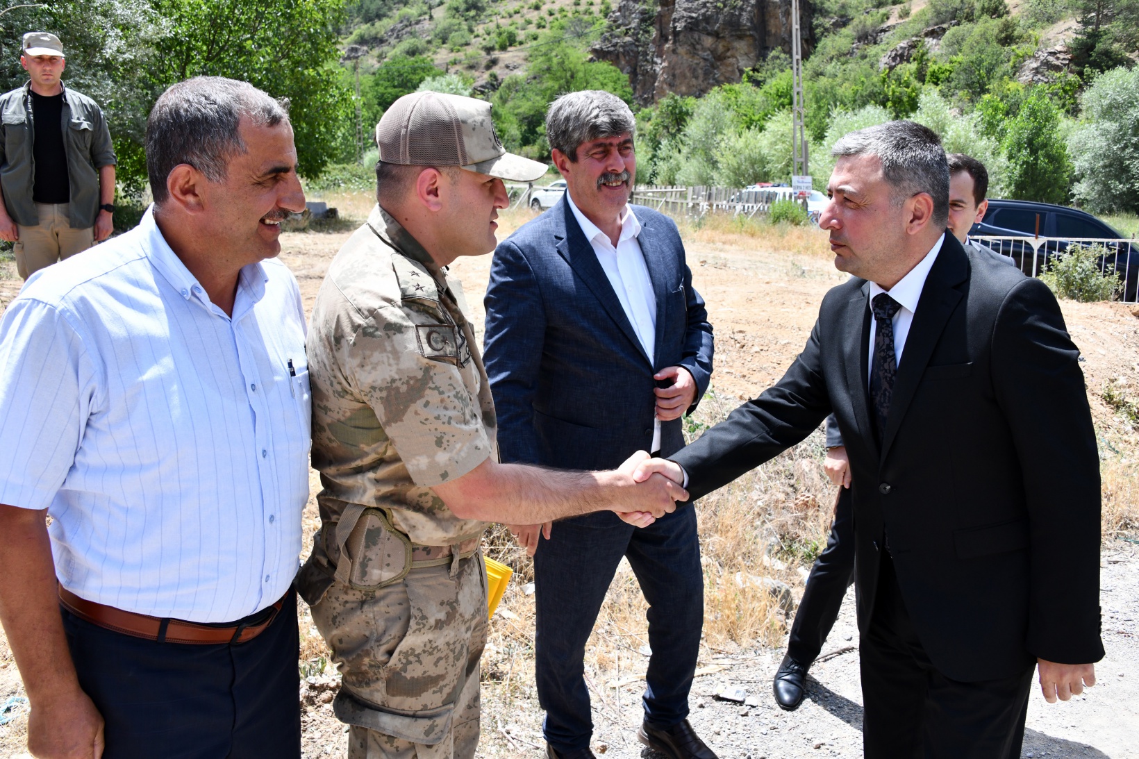 Gümüşhane’de derelere alabalık salındı 7