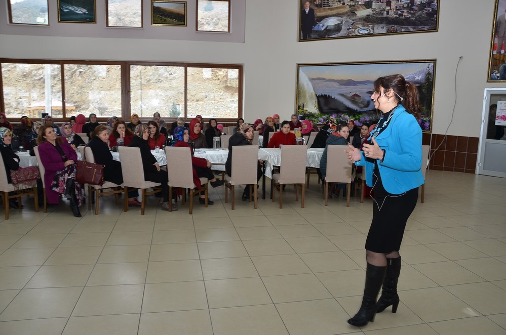 Hayata Dokunuşlar Projesi Kürtün’de 13