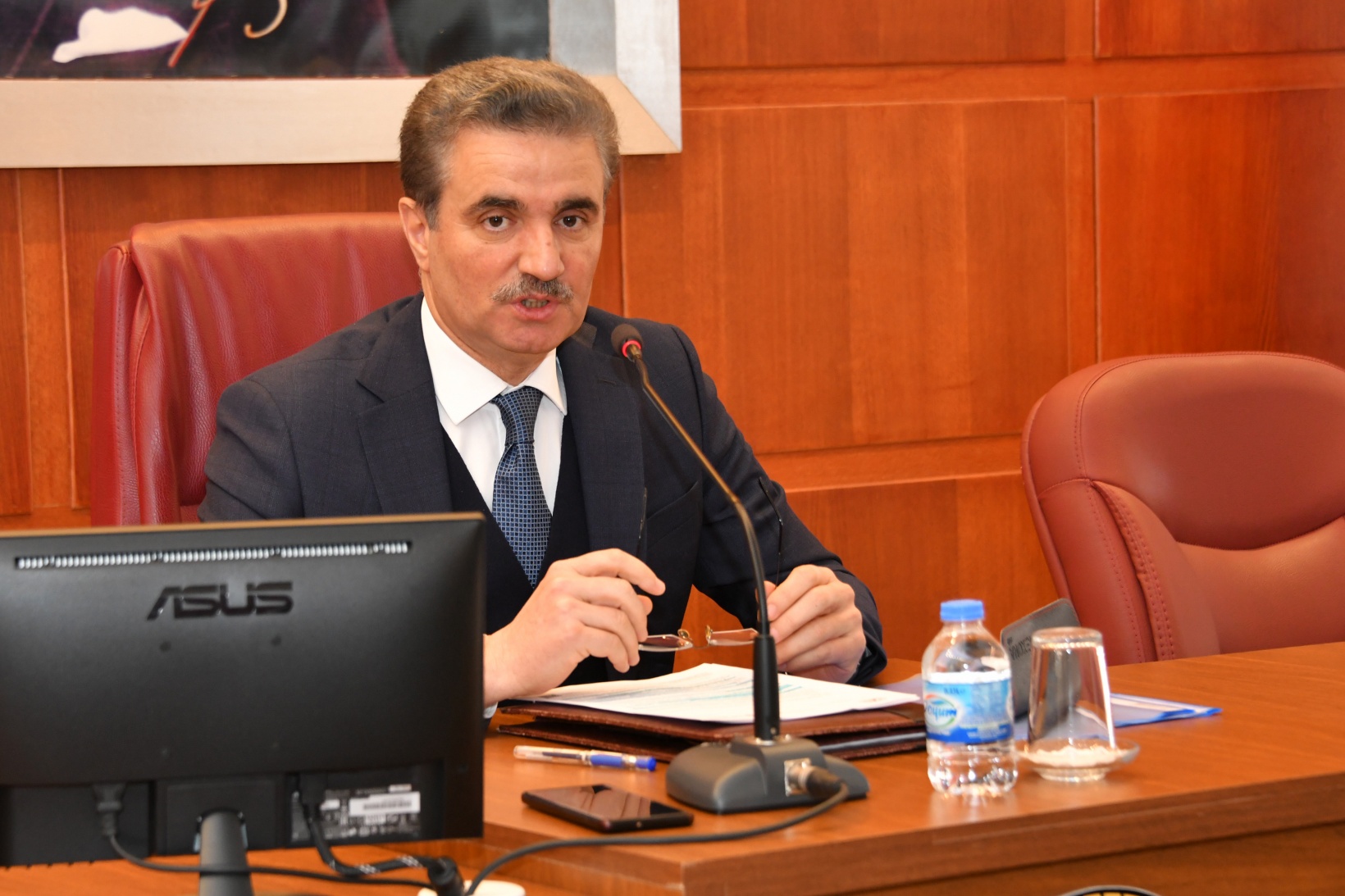 Vali Baruş’tan ailelere dijital bağımlılık uyarısı: Çocuklarımızı Yalnız Bırakmayalım 3