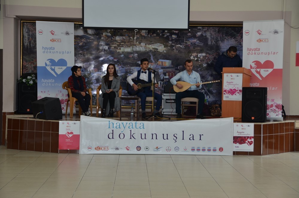 Hayata Dokunuşlar Projesi Kürtün’de 16
