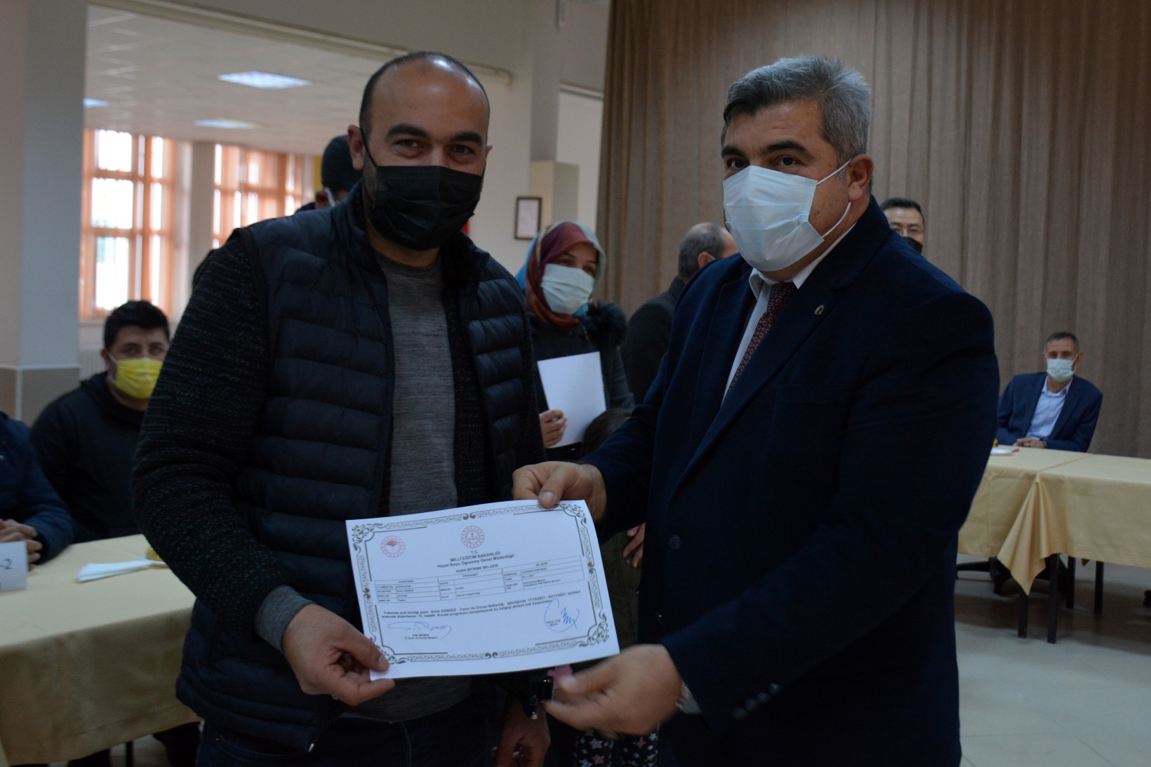 Gümüşhane’de 93 kursiyere sertifikaları verildi  45