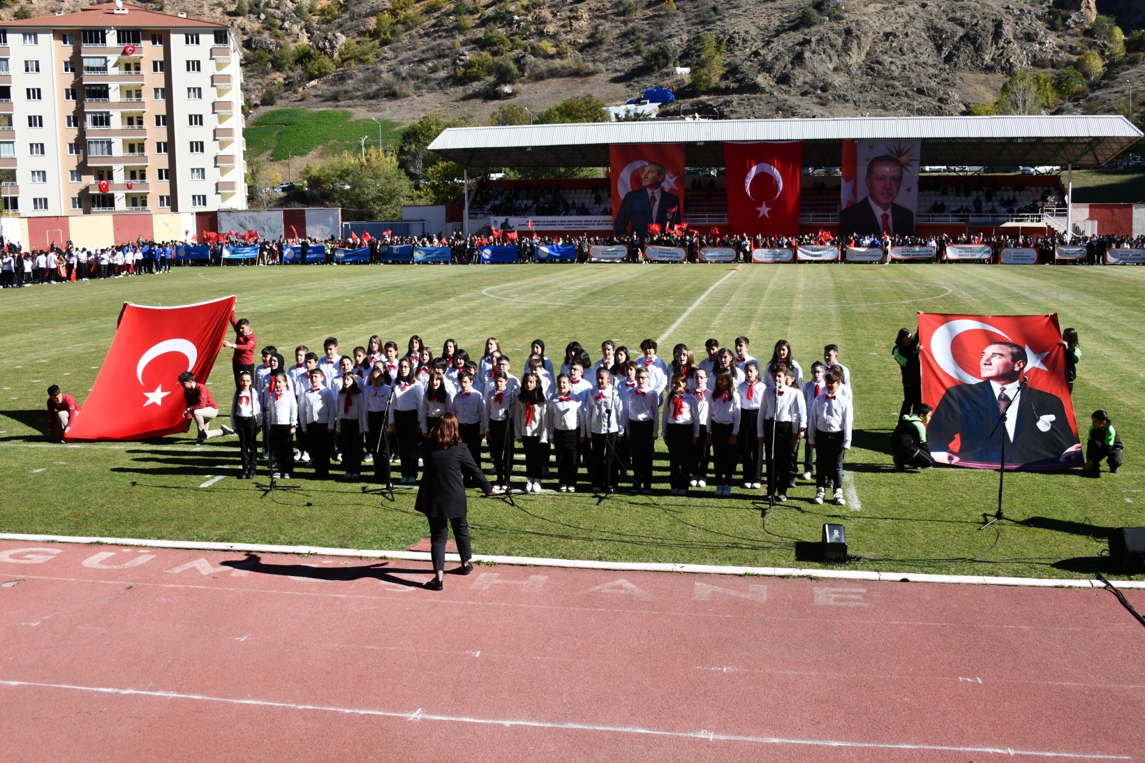 Gümüşhane’de Cumhuriyet’in 101. yılı coşkuyla kutlanıyor 64