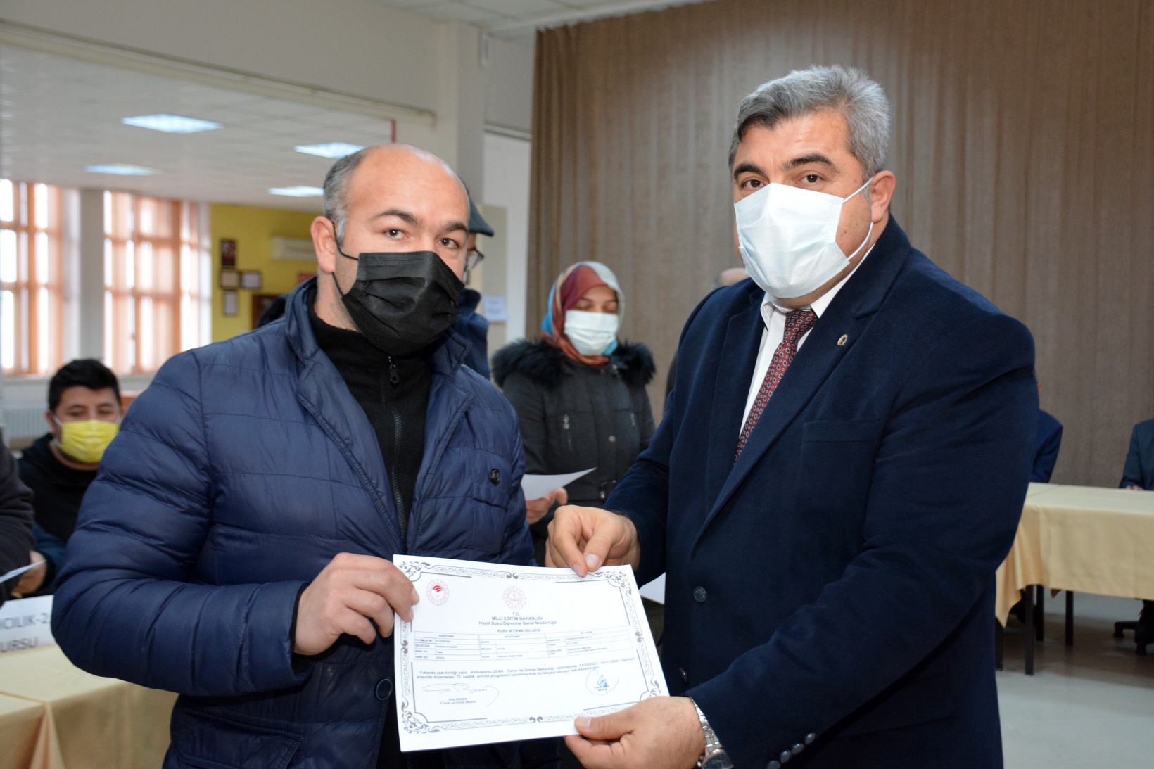 Gümüşhane’de 93 kursiyere sertifikaları verildi  27