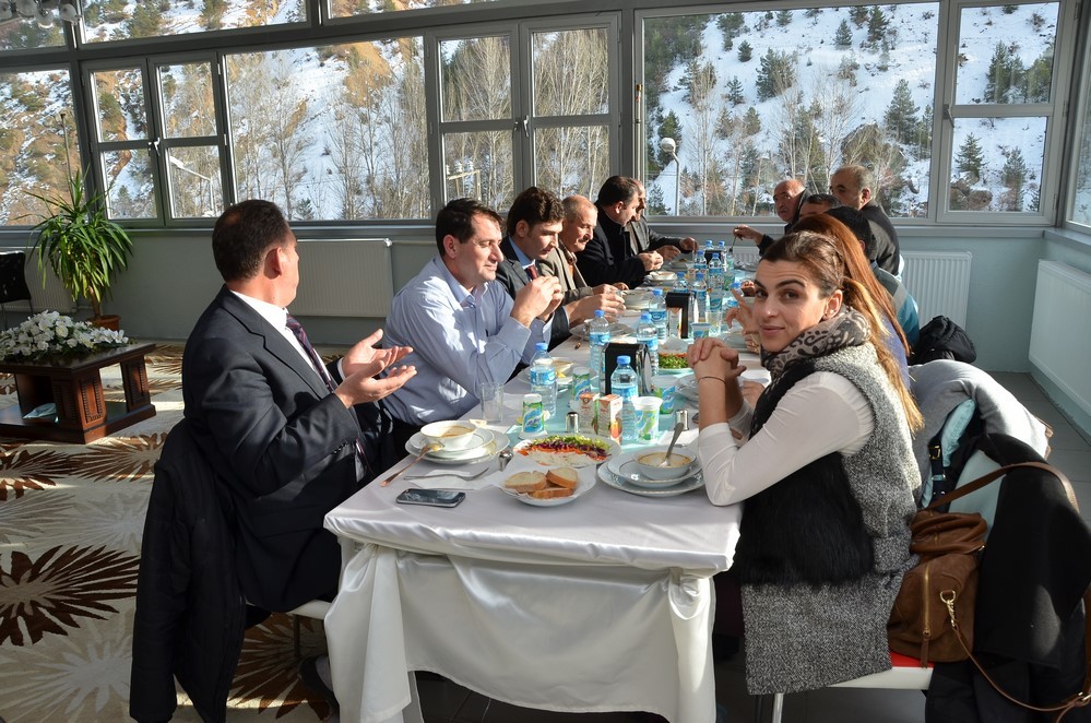 'Gelin Engelleri Beraber Aşalım' Projesi Kapsamında Yemek Programı Düzenlendi 3