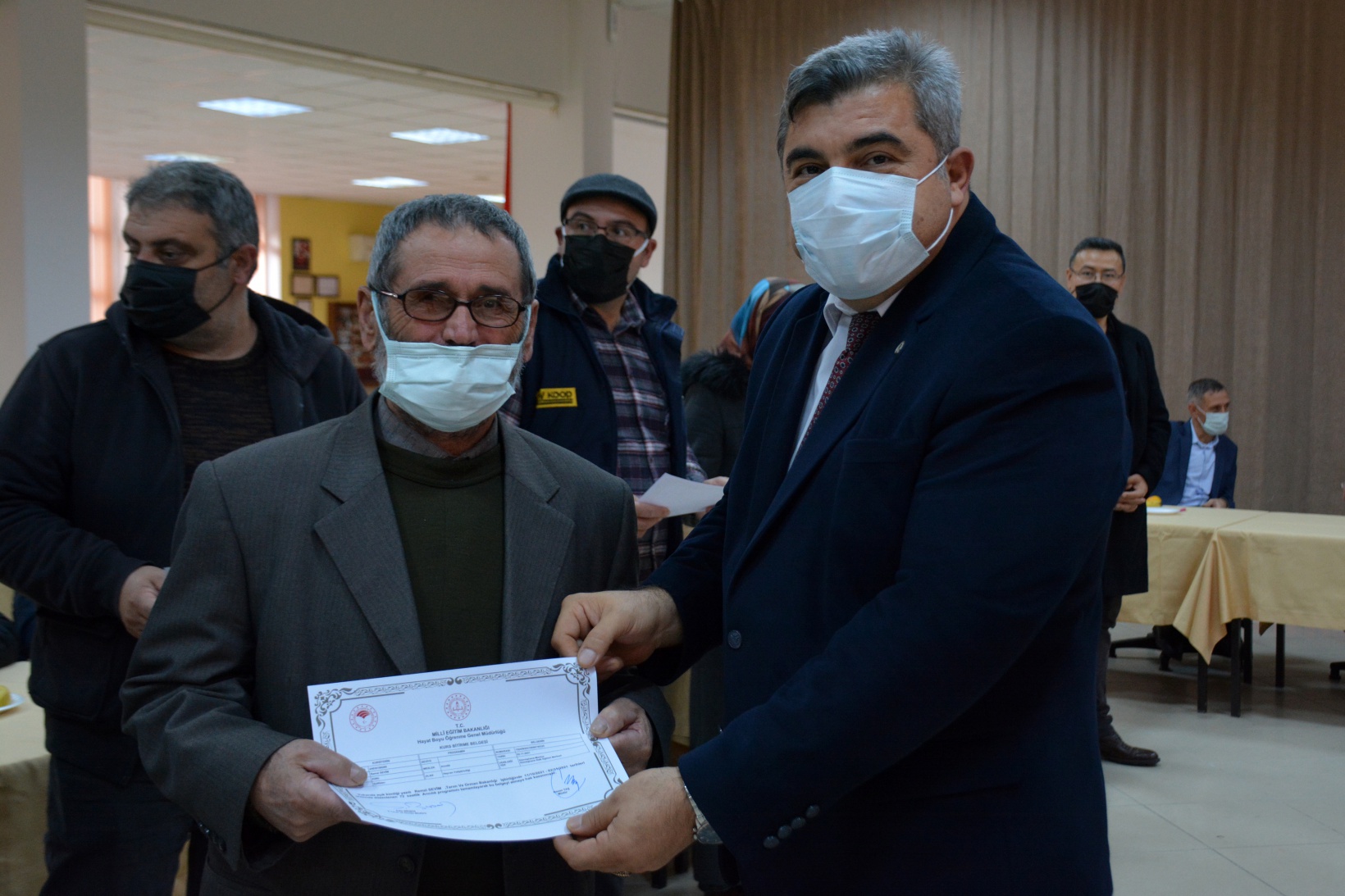 Gümüşhane’de 93 kursiyere sertifikaları verildi  31