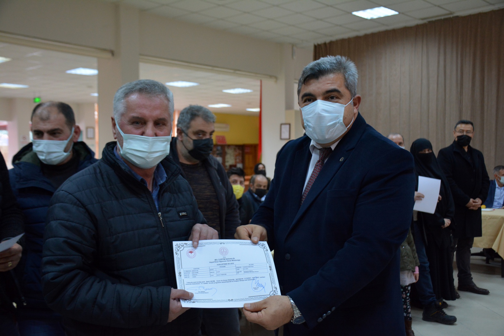 Gümüşhane’de 93 kursiyere sertifikaları verildi  35